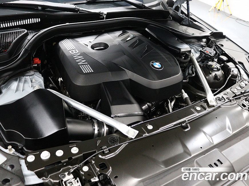 BMW 5-Series 2024