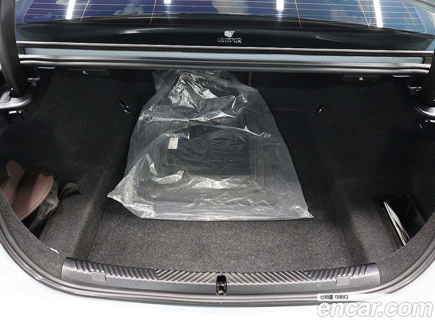 BMW 5-Series 2024