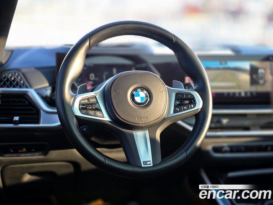 BMW X7 2024