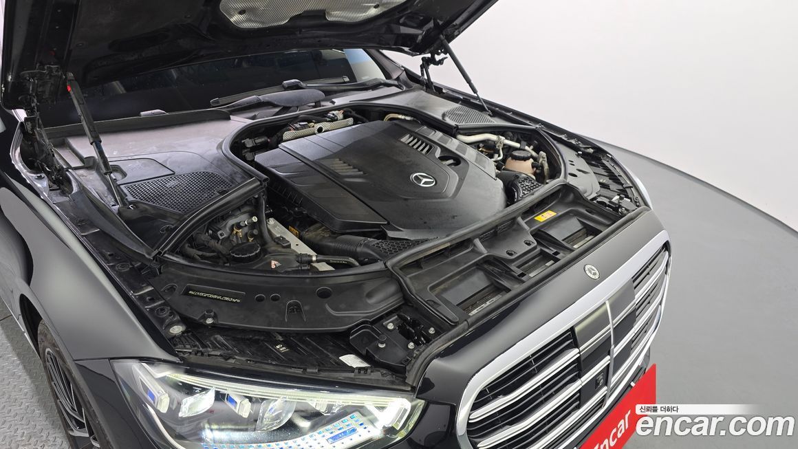 Mercedes-Benz S-Class 2022