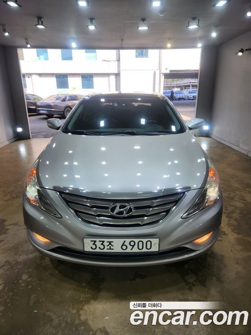 Hyundai Sonata 2011