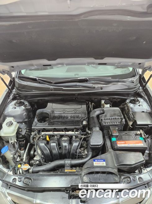 Hyundai Sonata 2011