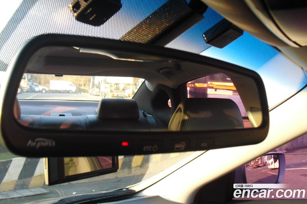 Hyundai Grandeur 2011