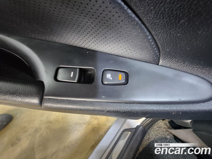Hyundai Sonata 2011