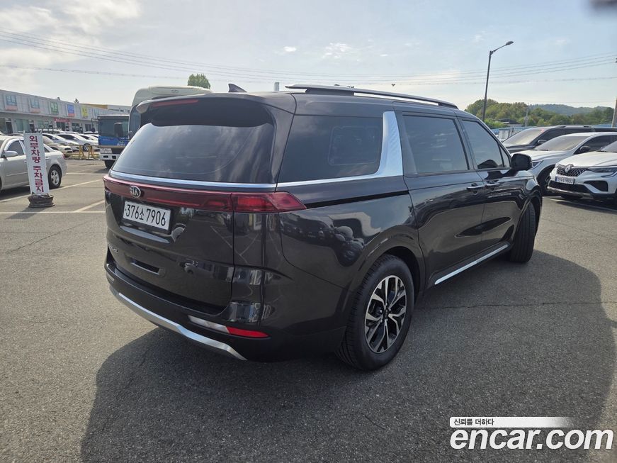 Kia Canival 2021