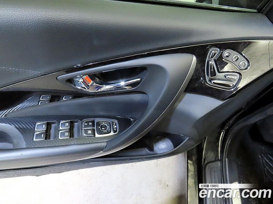 Hyundai Grandeur 2015