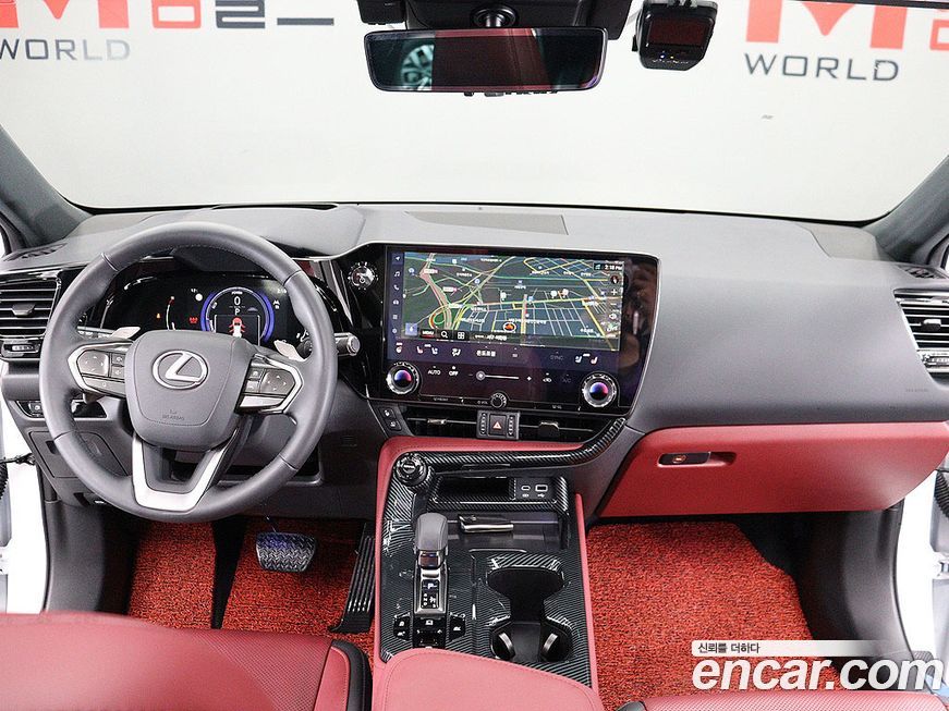 Lexus NX 2025