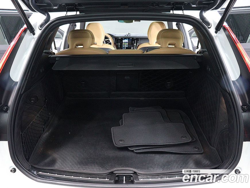 Volvo XC60 2024