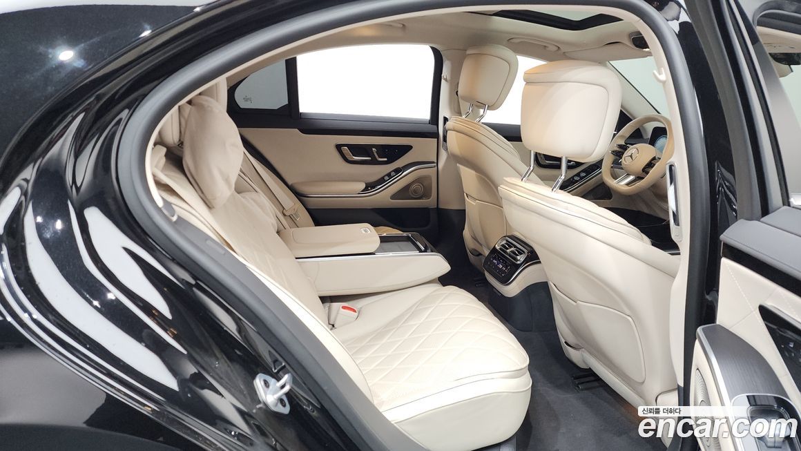 Mercedes-Benz S-Class 2022