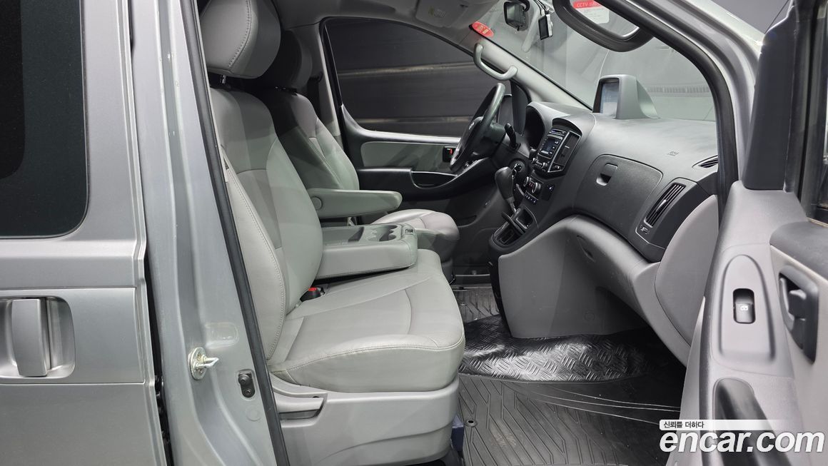 Hyundai Starex 2016