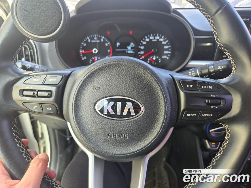 Kia morning 2017