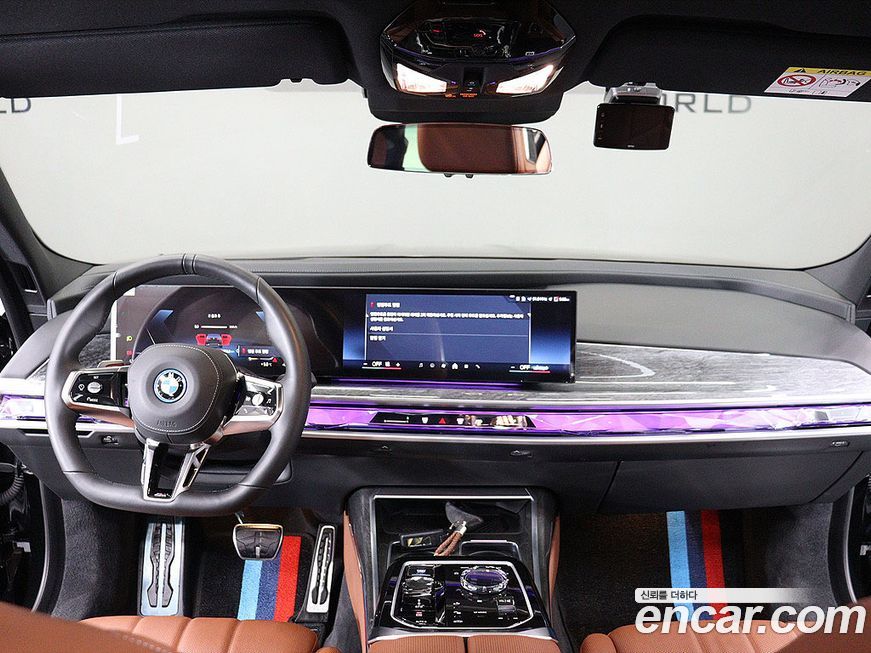BMW i7 2024