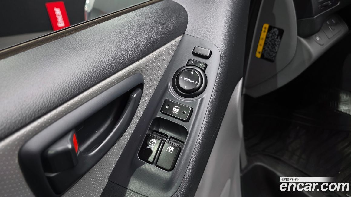 Hyundai Starex 2016