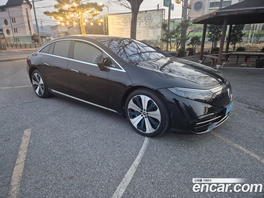 Mercedes-Benz EQS 2023