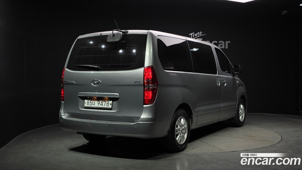 Hyundai Starex 2016