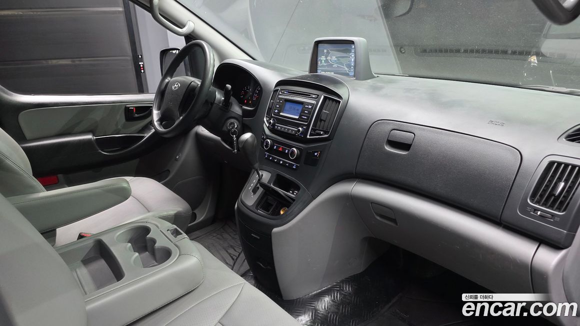 Hyundai Starex 2016