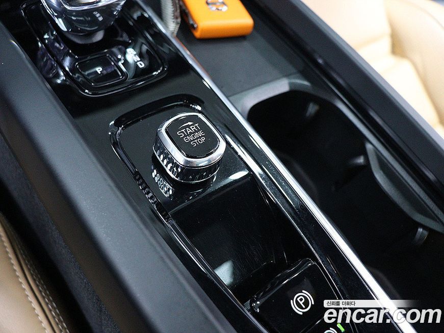 Volvo XC60 2024
