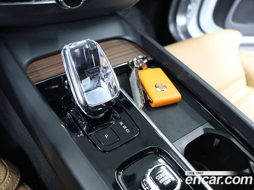 Volvo XC60 2024