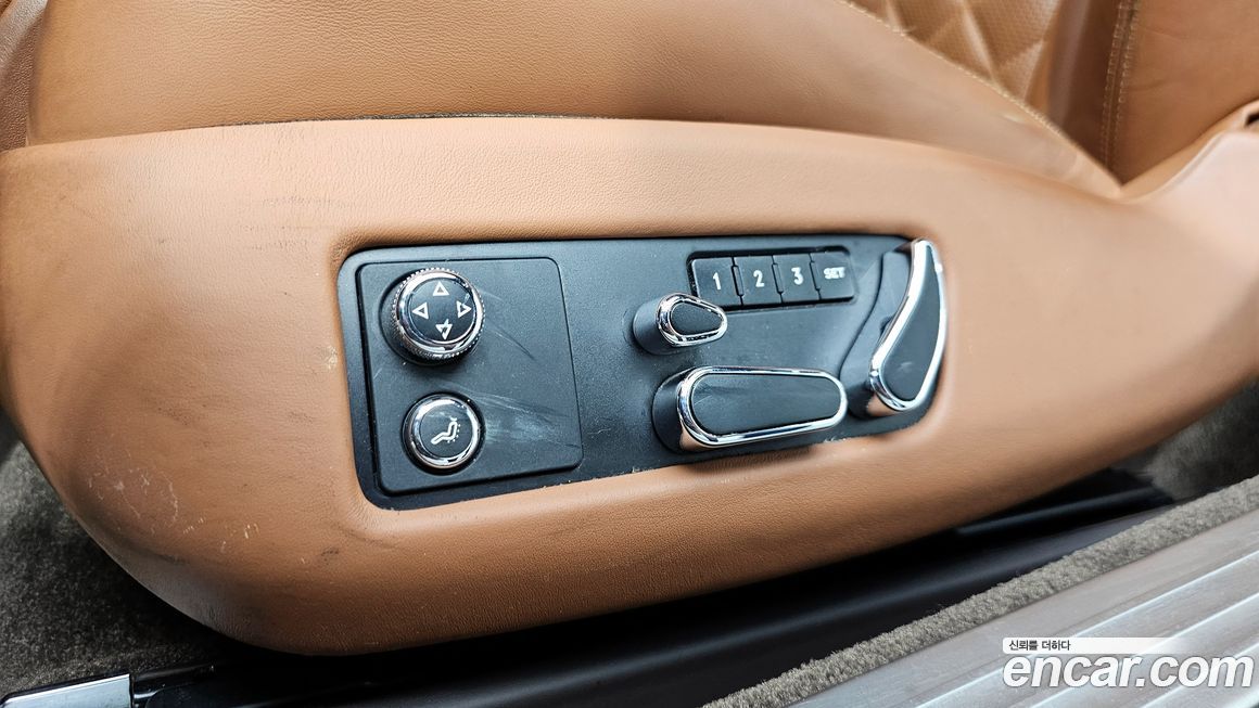 Bentley Continental 2016