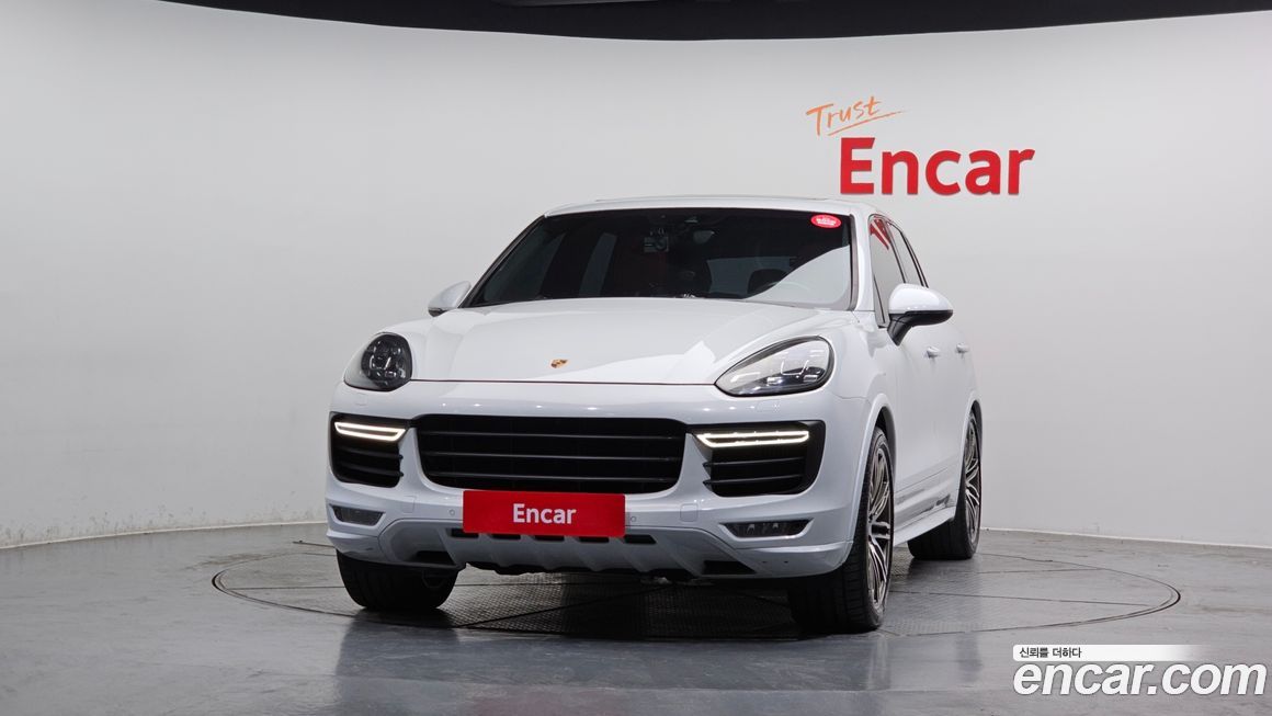 Porsche Cayenne 2016