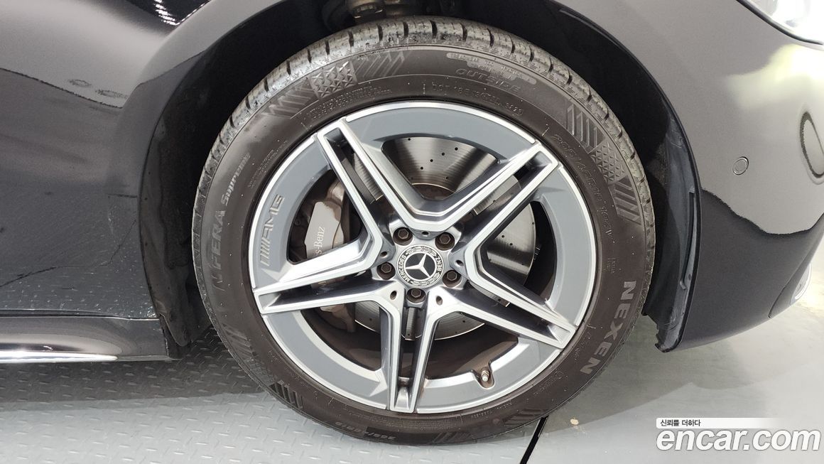 Mercedes-Benz S-Class 2022
