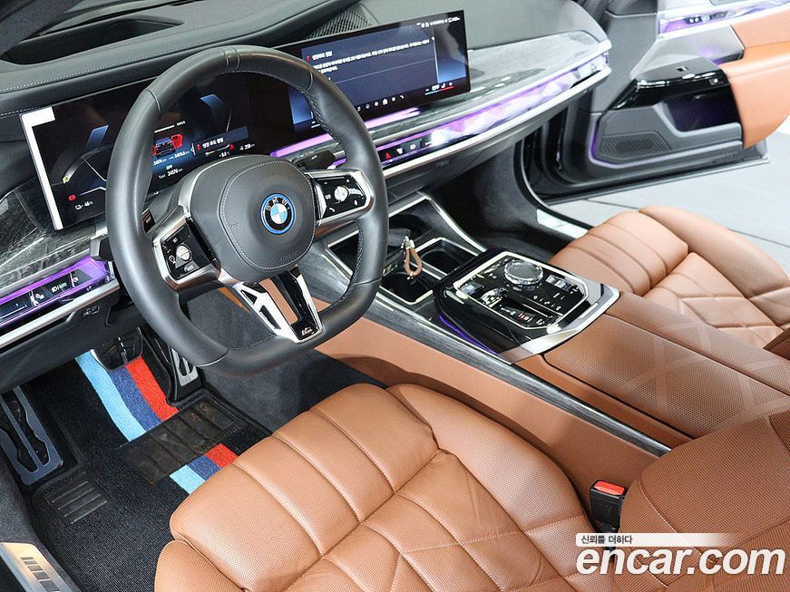 BMW i7 2024