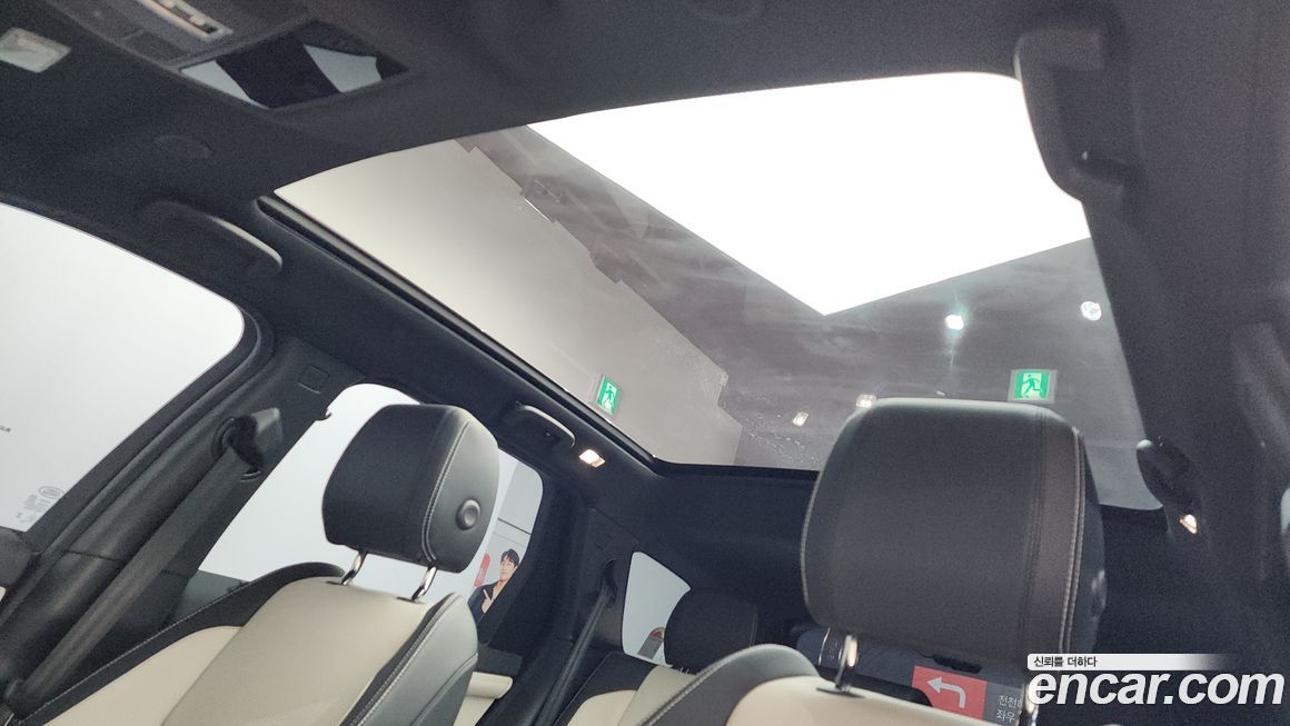 Land Rover Discovery Sport 2025