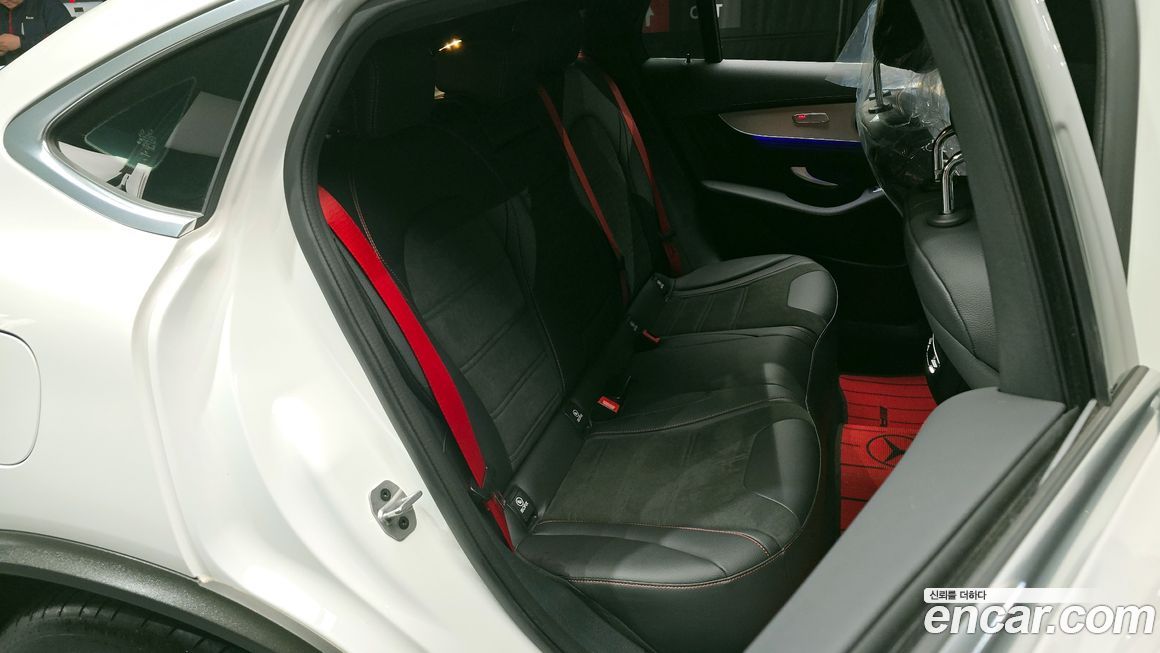 Mercedes-Benz GLC-Class 2023