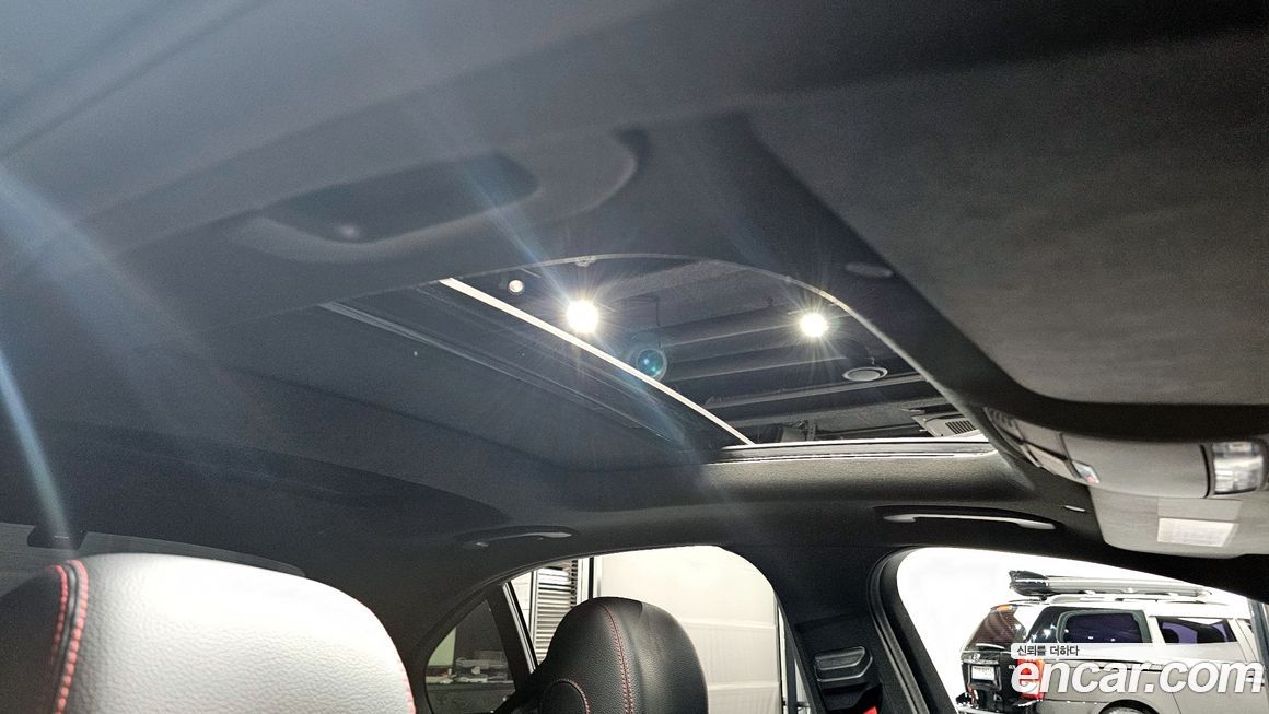 Mercedes-Benz C-Class 2019