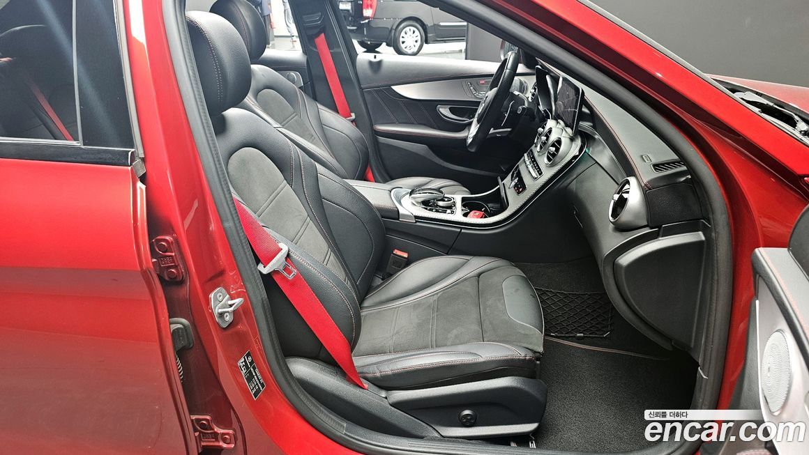Mercedes-Benz C-Class 2019