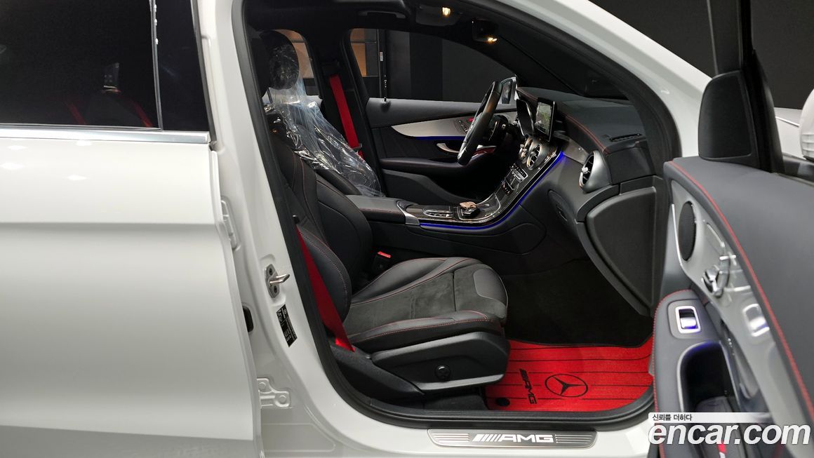 Mercedes-Benz GLC-Class 2023