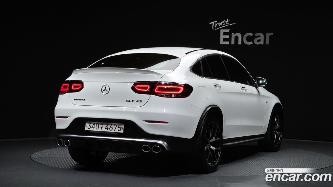 Mercedes-Benz GLC-Class 2023