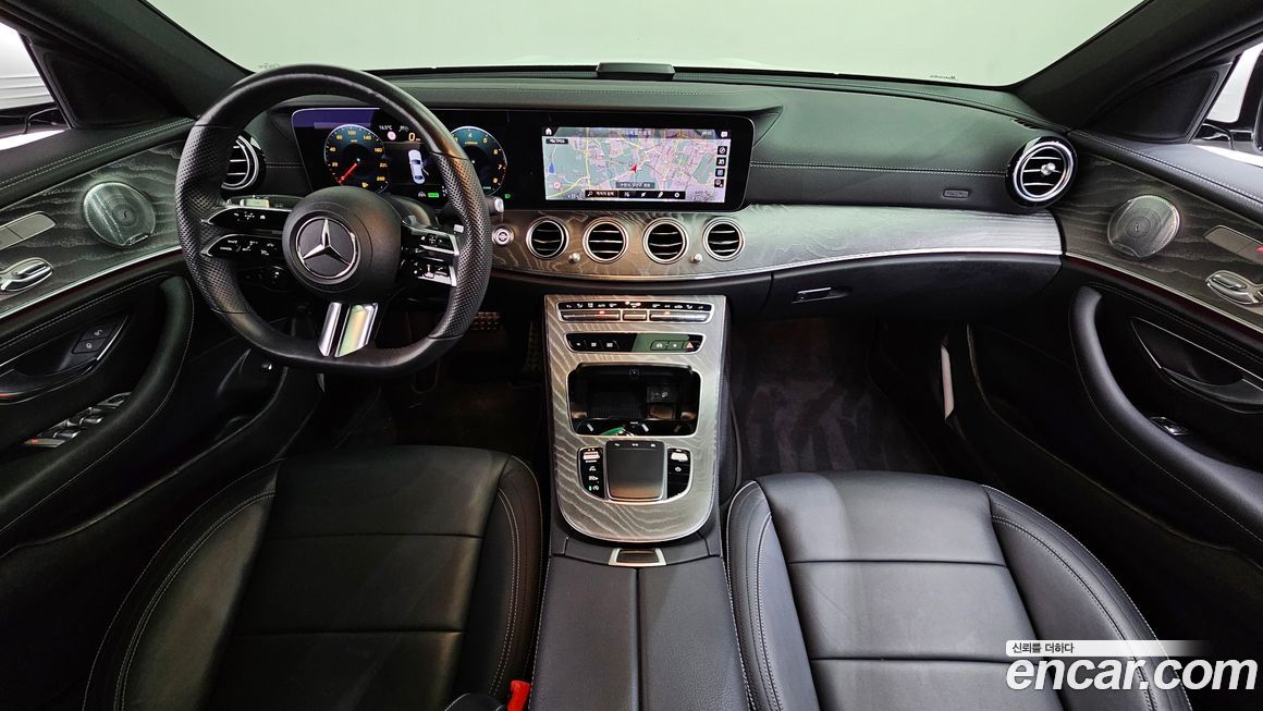 Mercedes-Benz E-Class 2021