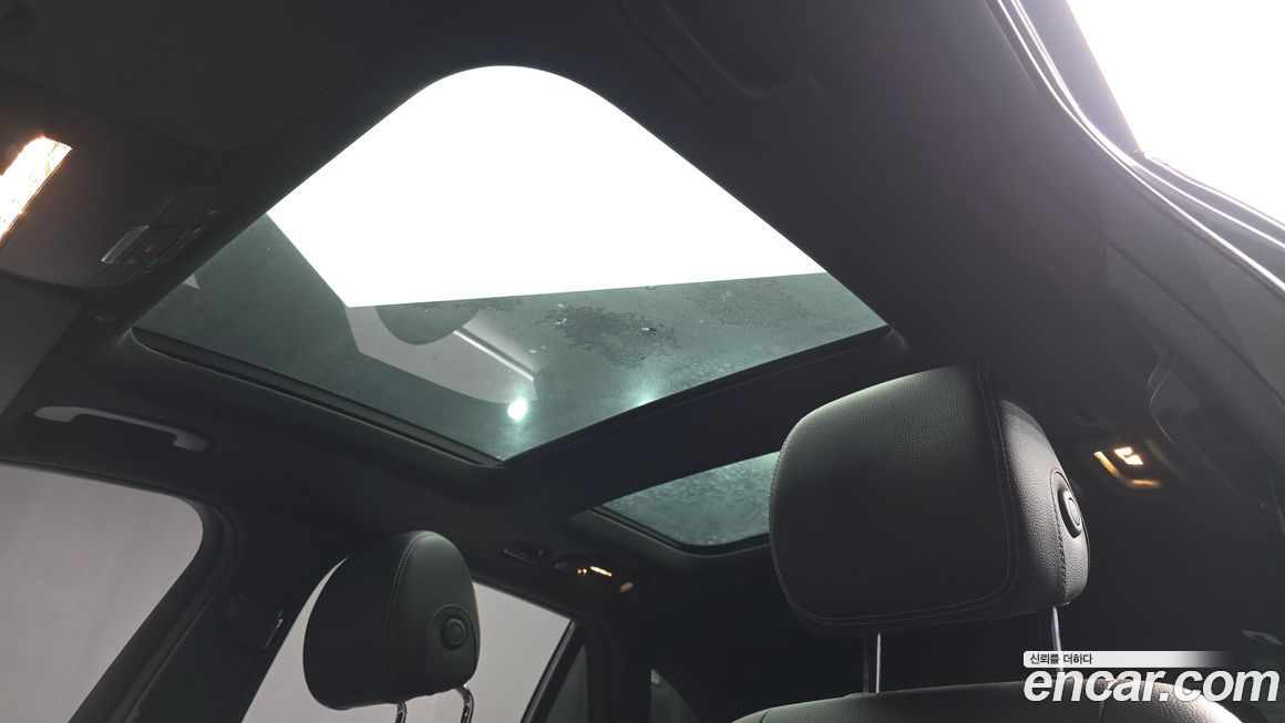 Mercedes-Benz GLC-Class 2021