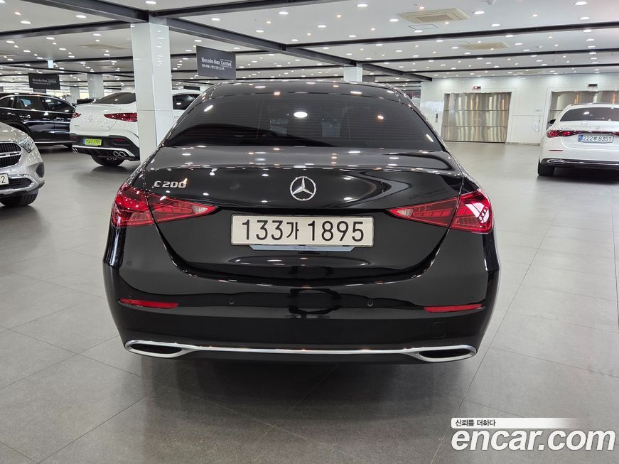 Mercedes-Benz C-Class 2025