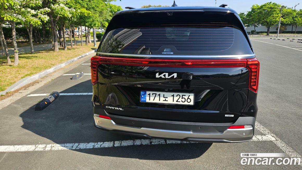Kia Canival 2024
