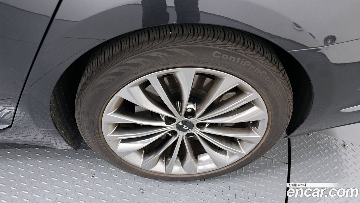 Kia K9 2022
