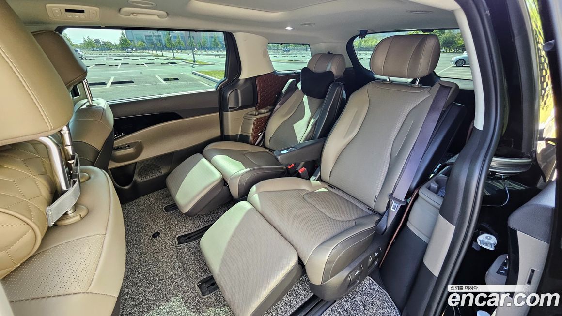 Kia Canival 2024
