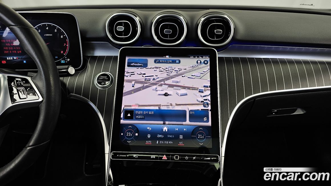 Mercedes-Benz C-Class 2024