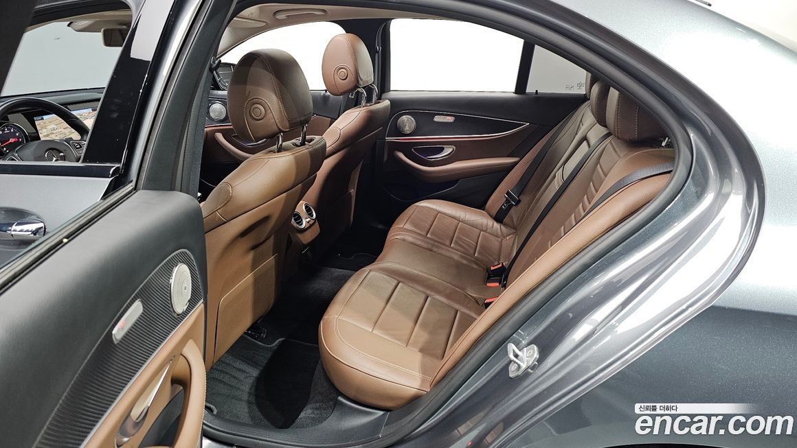 Mercedes-Benz E-Class 2018