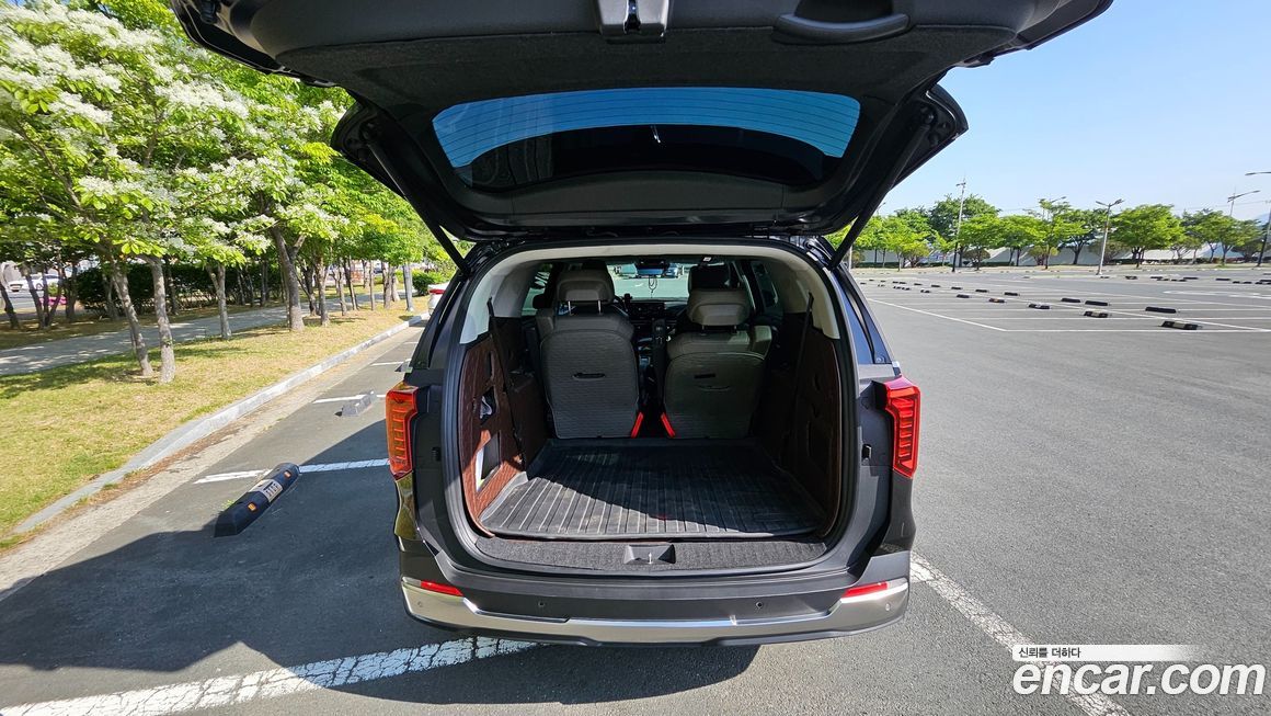 Kia Canival 2024