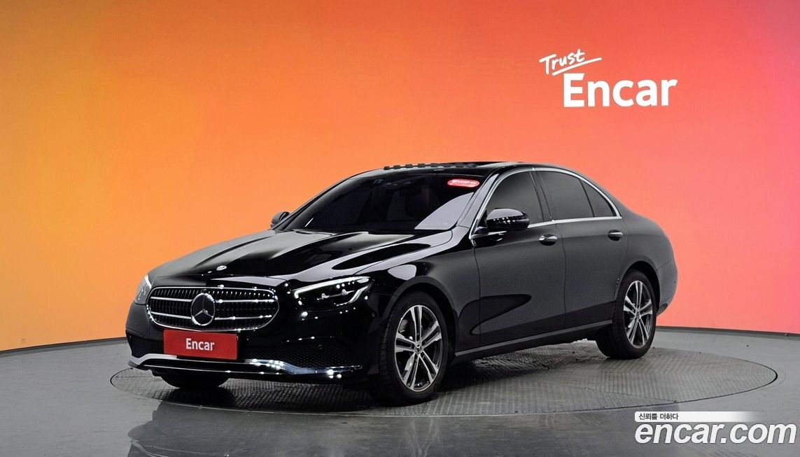 Mercedes-Benz E-Class 2023