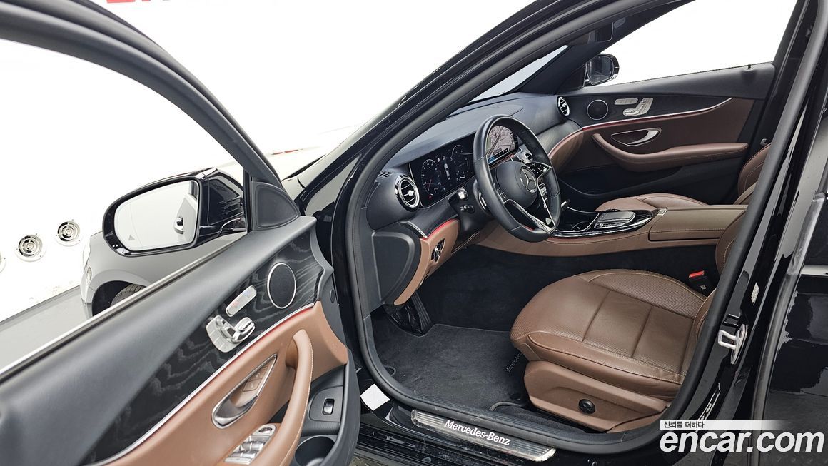 Mercedes-Benz E-Class 2023