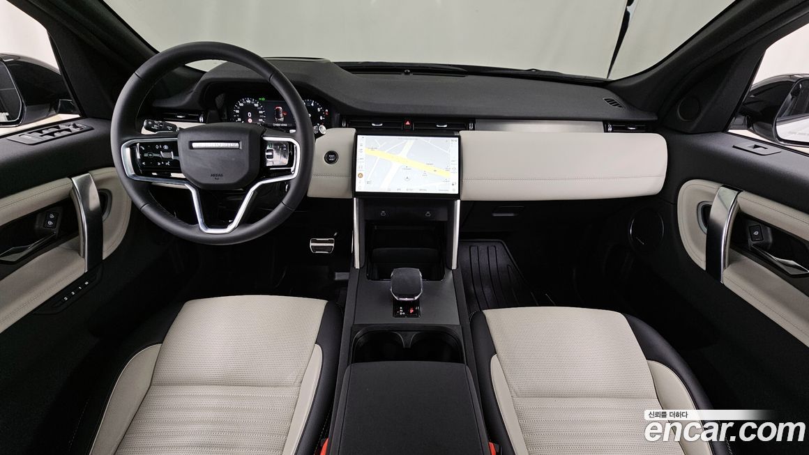 Land Rover Discovery Sport 2025