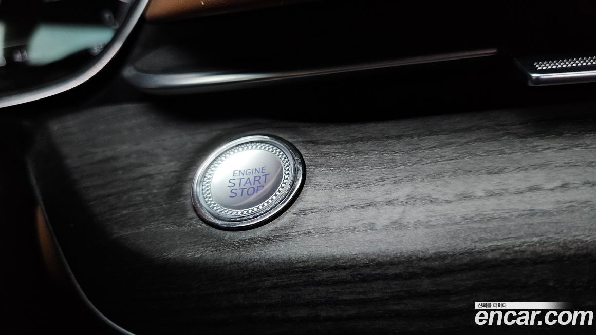 Genesis G80 2023