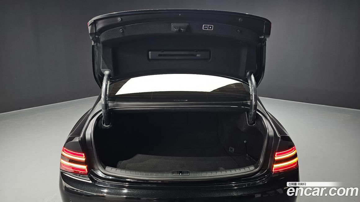 Genesis G80 2023