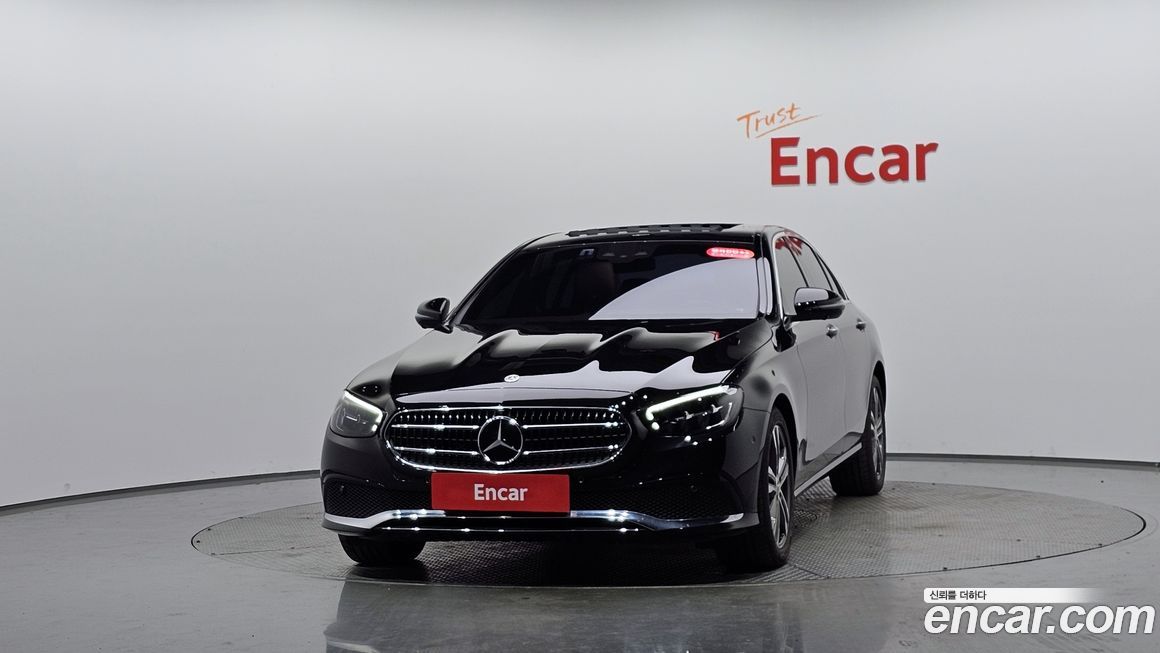 Mercedes-Benz E-Class 2023