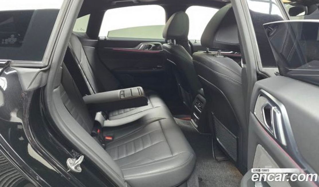 BMW i4 2023