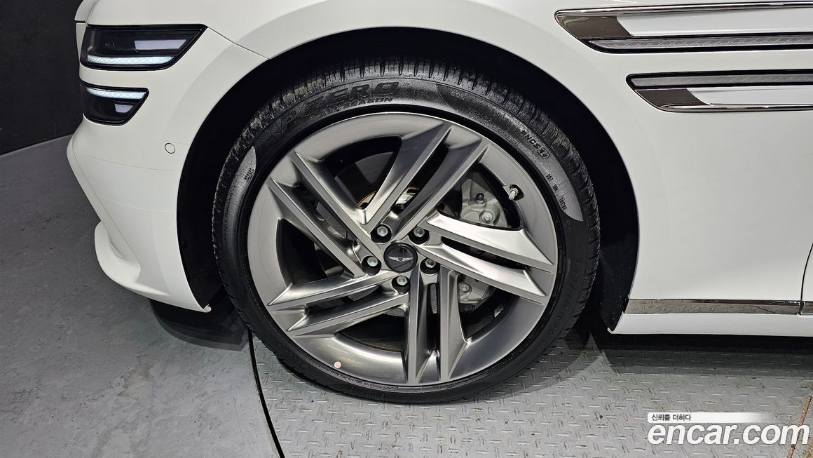 Genesis G80 2025