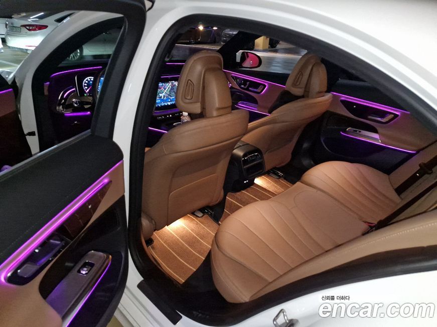 Mercedes-Benz E-Class 2025